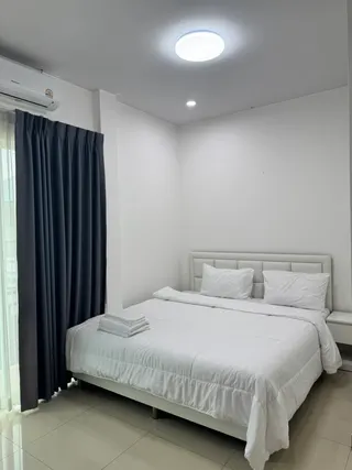 Bedroom 4 — Lion Queen 5-Bedroom Pool Villa